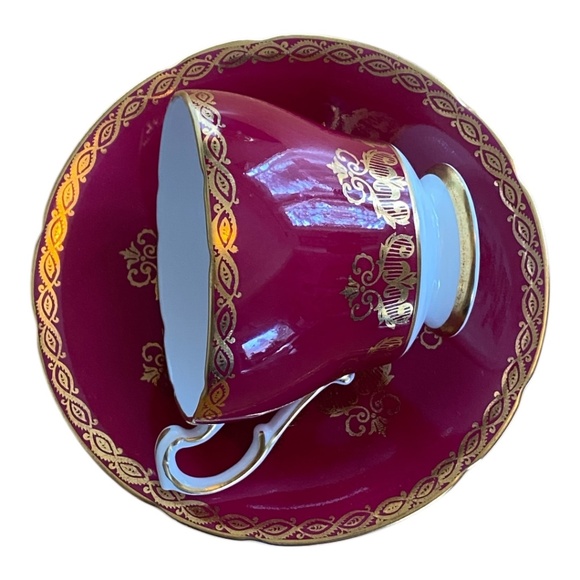 Vintage Rare Paragon fine bone China burgundy red & gold teacup & saucer set - Picture 6 of 16